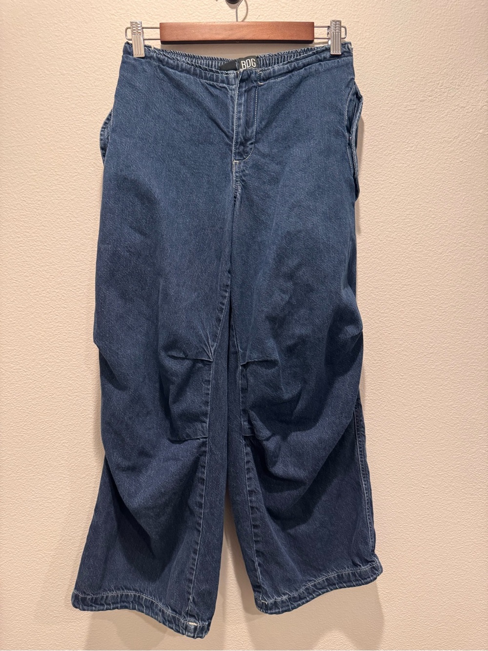 BDG Indigo Elastic Waist Baggy Cargo Jeans